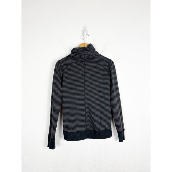 Lululemon In A Cinch Long Sleeve Tee Reversible Cowl Neck Pullover Small Gray - Picture 12 of 14